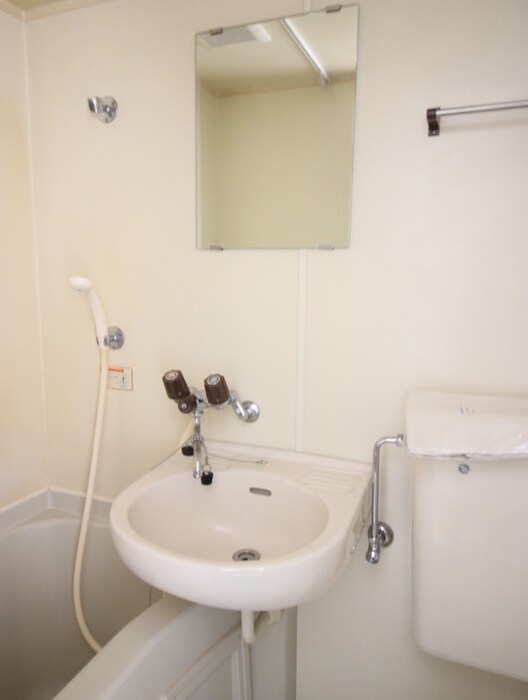 物件内観写真13　(洗面)