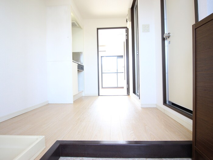 物件内観写真19　(廊下)