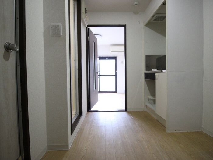 物件内観写真22　(廊下)