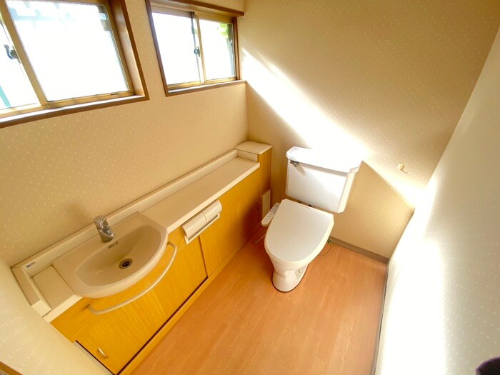 物件内観写真13　(トイレ)