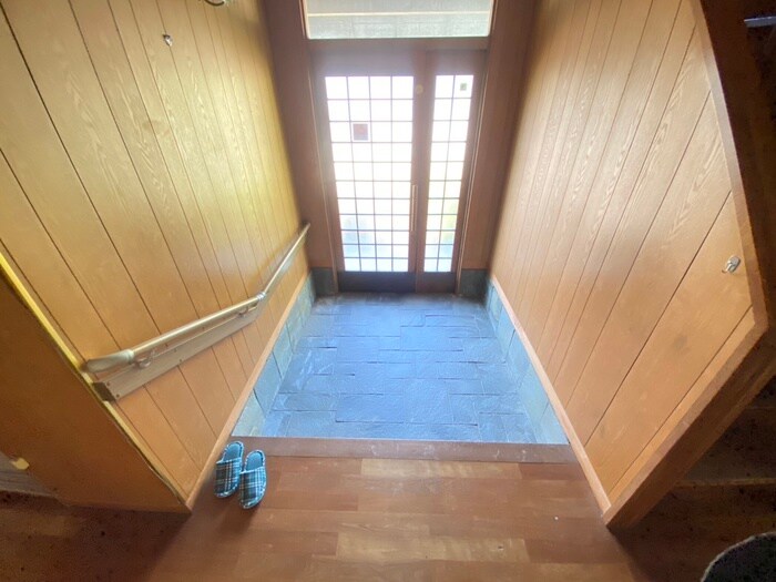 物件内観写真20　(玄関)