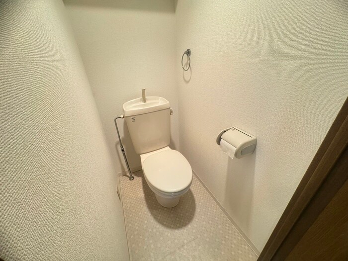 物件内観写真11　(トイレ)