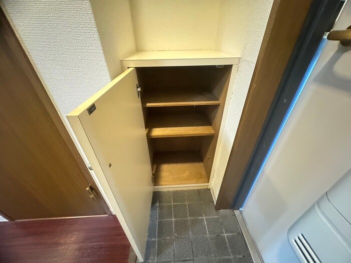 物件内観写真14　(靴箱)