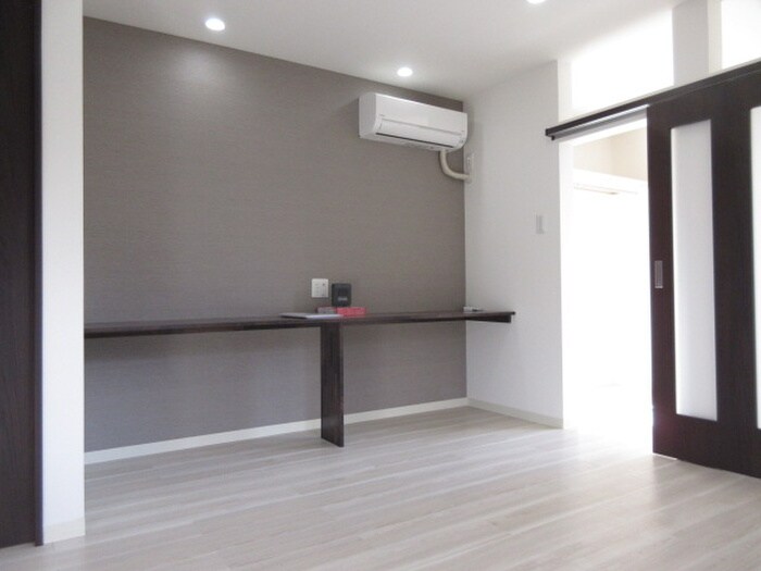 物件内観写真10　(内観写真)