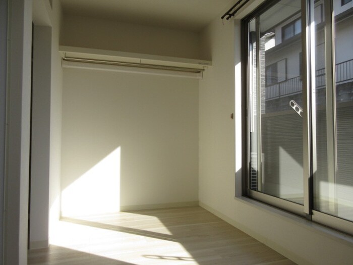 物件内観写真13　(収納)