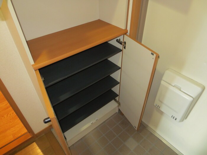 物件内観写真12　(靴箱)