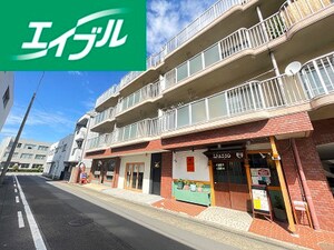 メゾン神宮外観写真