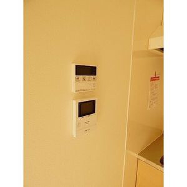 物件内観写真14　(廊下)