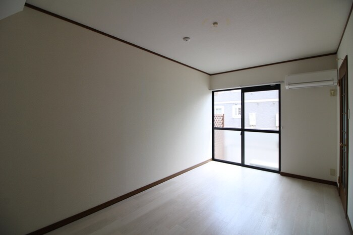 物件内観写真18　(居室)