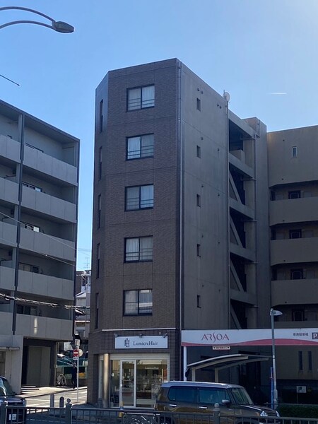 シャインズ本山外観写真