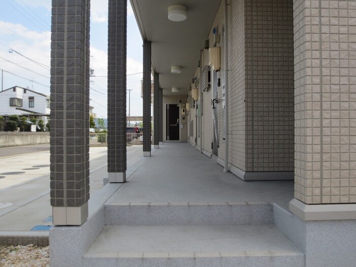 物件外観写真4　(外観写真)