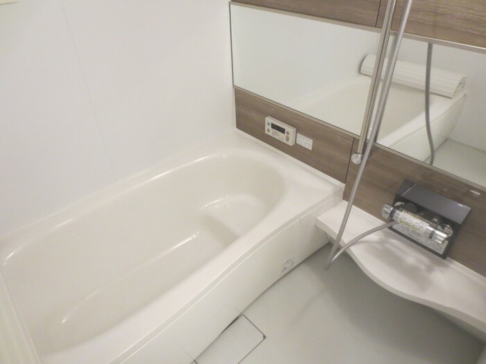 物件内観写真12　(バス／シャワールーム等)