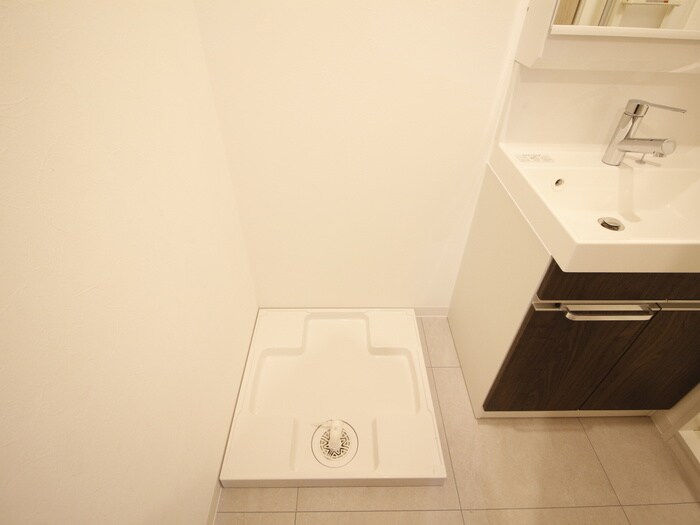 物件内観写真11　(洗濯機置場)