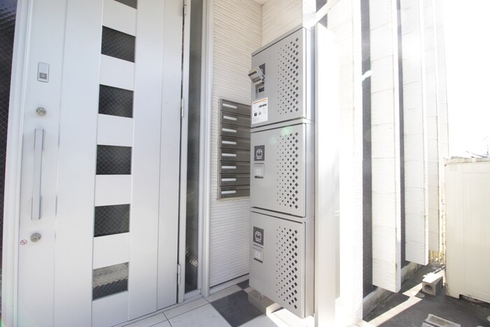 物件外観写真6　(建物設備)