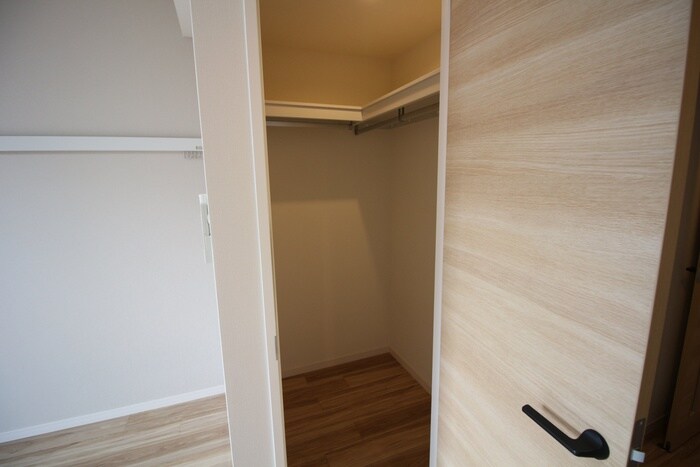 物件内観写真11　(収納)