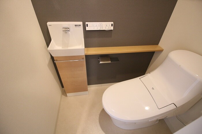 物件内観写真14　(トイレ)