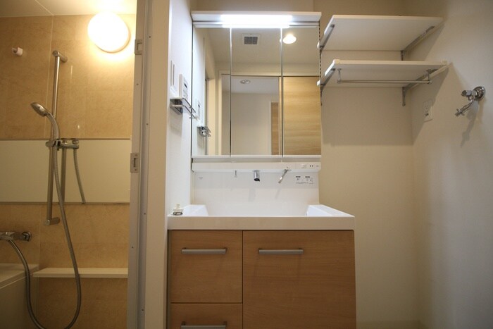 物件内観写真15　(洗面)