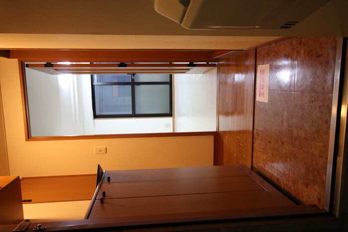 物件内観写真7　(玄関)