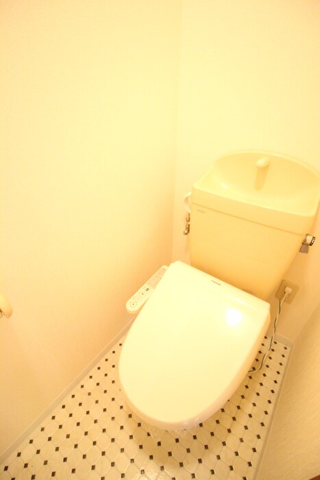 物件内観写真15　(トイレ)