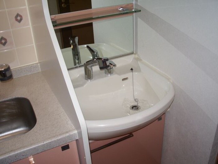 物件内観写真15　(洗面)