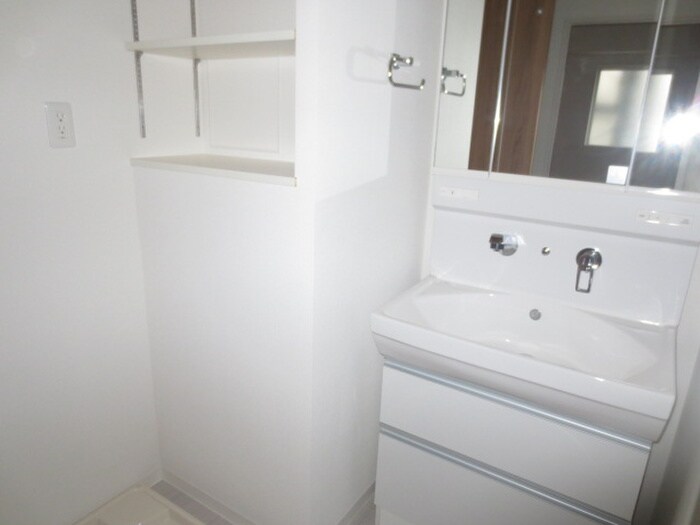 物件内観写真13　(洗面)