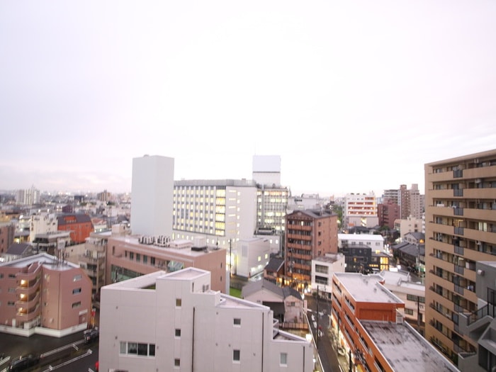 物件内観写真16　(室内からの展望)