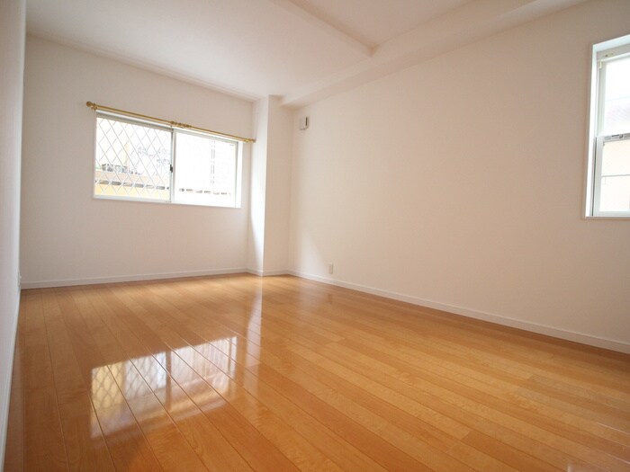 物件内観写真10　(居室)