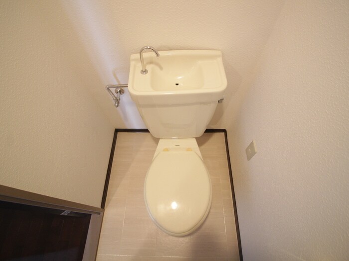物件内観写真16　(トイレ)