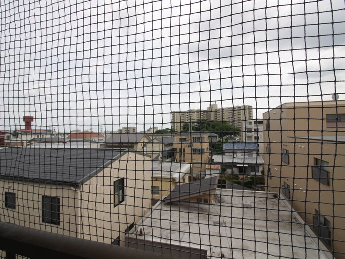 物件内観写真22　(室内からの展望)