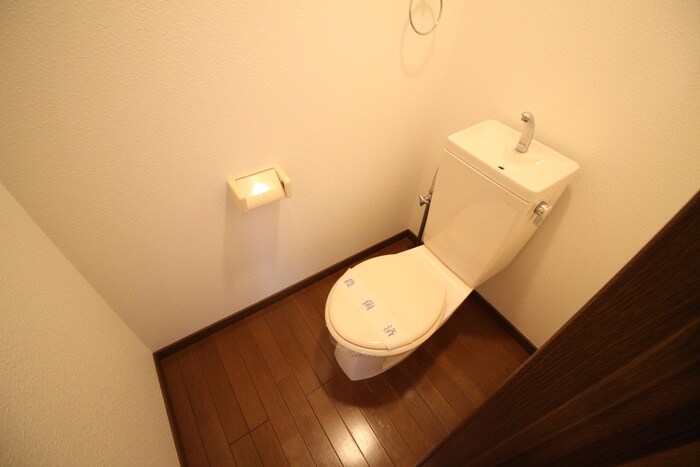 物件内観写真9　(トイレ)