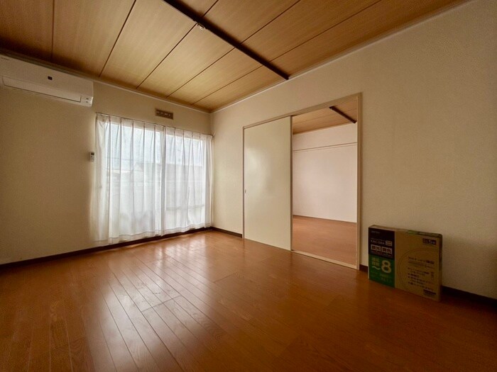 物件内観写真7　(居室)