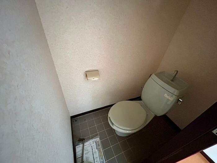 物件内観写真12　(トイレ)