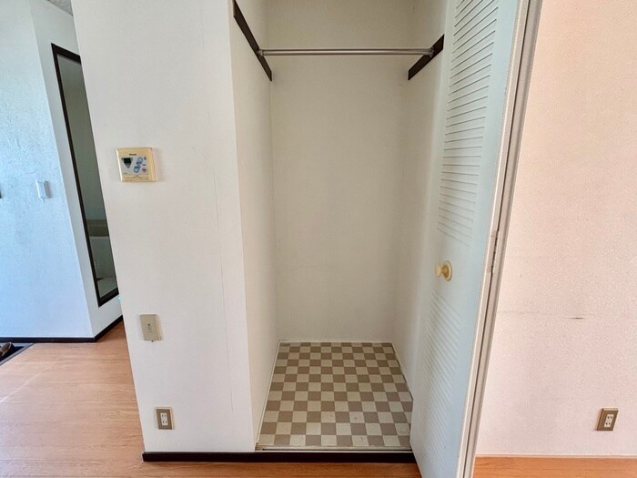 物件内観写真21　(収納)