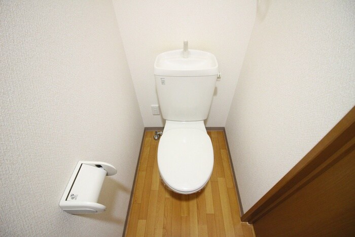 物件内観写真14　(トイレ)