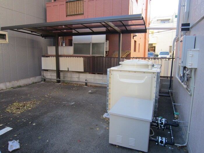 物件外観写真3　(駐輪場)