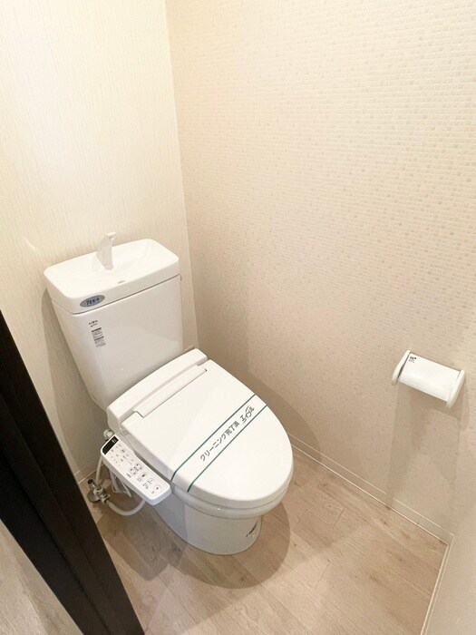 物件内観写真15　(トイレ)