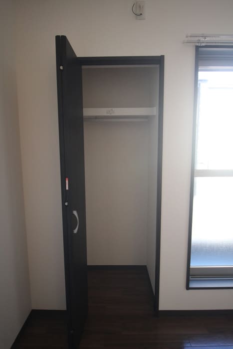 物件内観写真4　(収納)