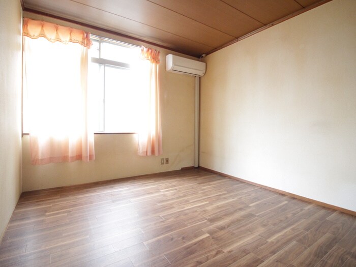 物件内観写真6　(居室)