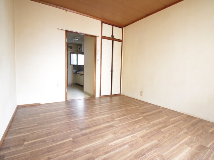 物件内観写真7　(居室)