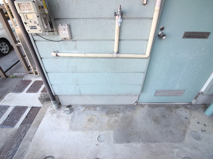 物件内観写真11　(洗濯機置場)