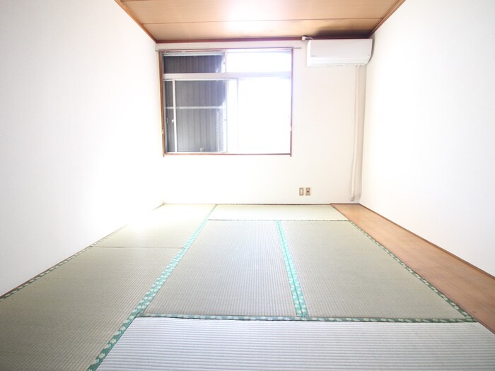 物件内観写真21　(居室)