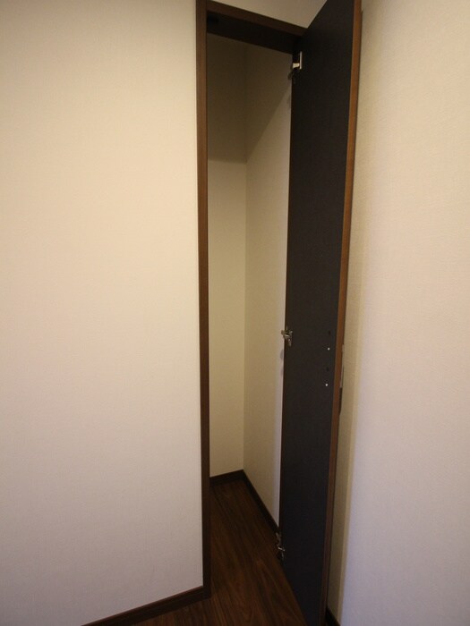 物件内観写真19　(収納)