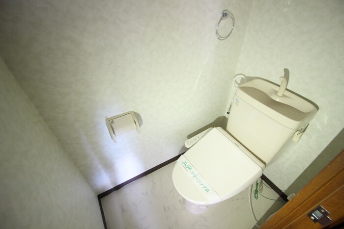 物件内観写真11　(トイレ)