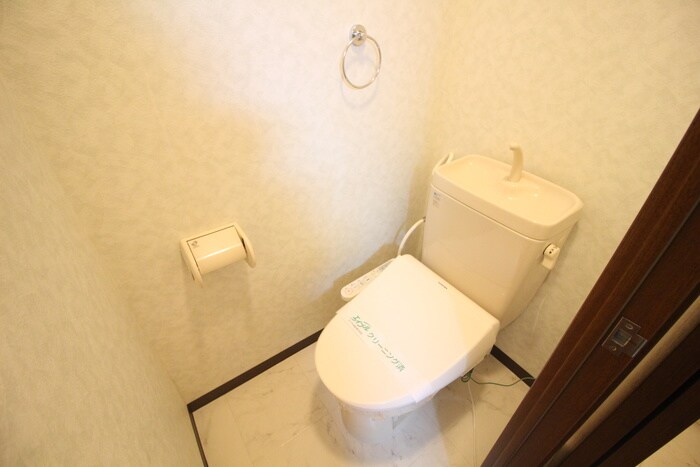 物件内観写真12　(トイレ)