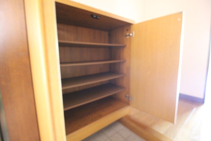 物件内観写真17　(靴箱)