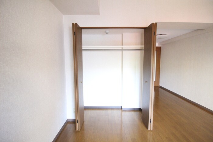 物件内観写真18　(収納)