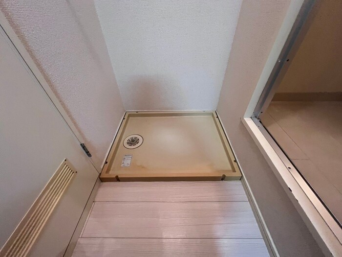 物件内観写真21　(洗濯機置場)