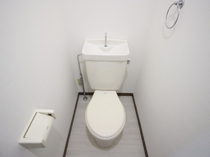 物件内観写真14　(トイレ)