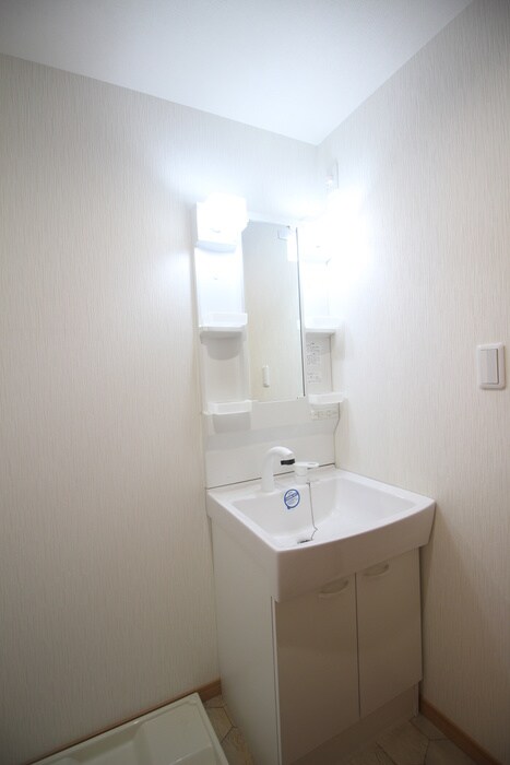 物件内観写真11　(洗面)