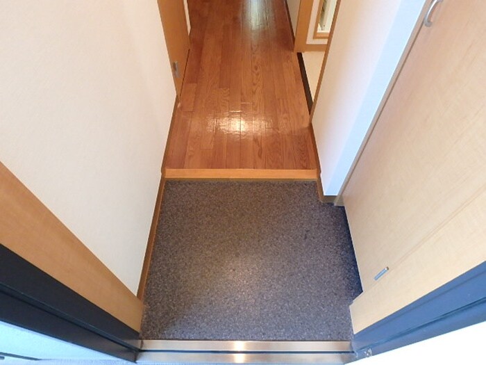 物件内観写真21　(玄関)